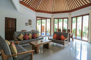 Villa, 3 Bedrooms | Living room