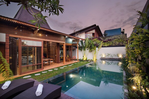 Alberca al aire libre