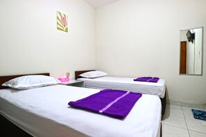Desk, laptop workspace, free WiFi, bed sheets