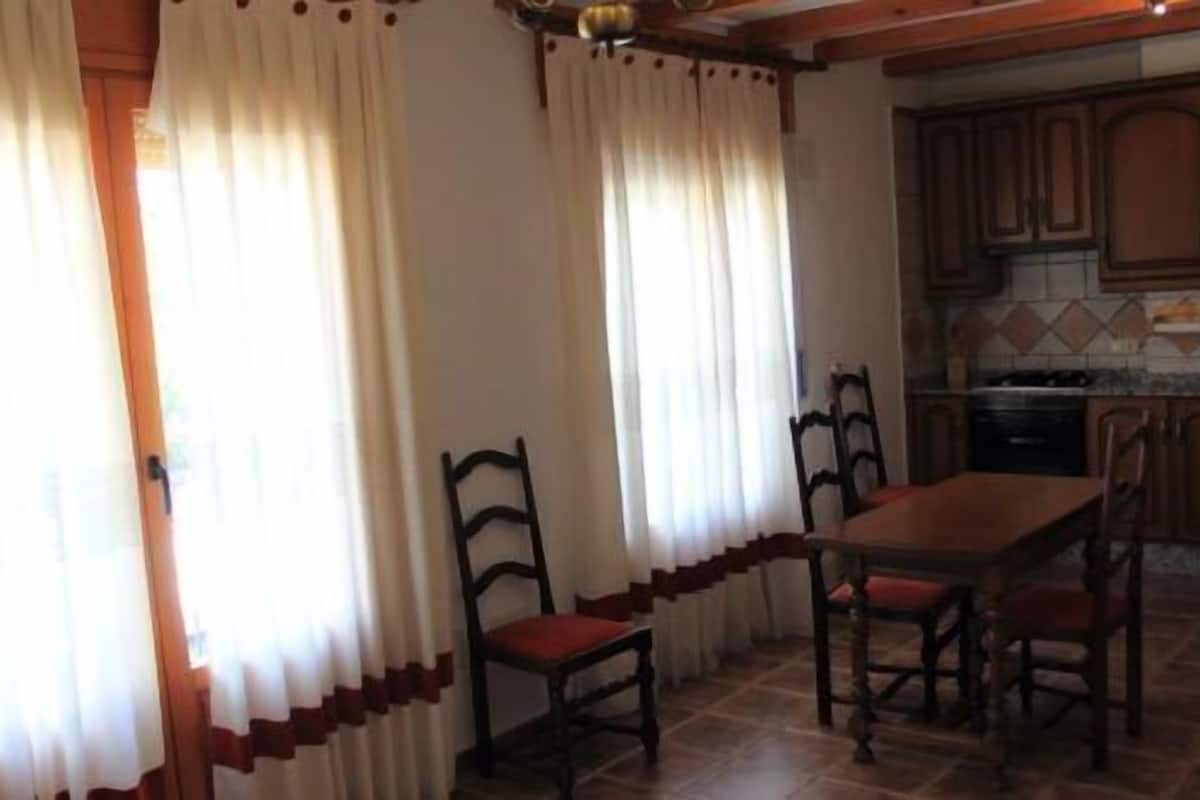 Apartment, 3 Bedrooms, 2 Bathrooms, River View | Private kitchen | Full-size fridge, microwave, oven, stovetop