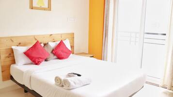 1 bedroom, premium bedding, memory foam beds, in-room safe