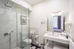 Bathroom | Shower, free toiletries, hair dryer