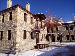 บริเวณภายนอก