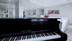 Penthouse, balkon | Woonkamer | Smart-tv