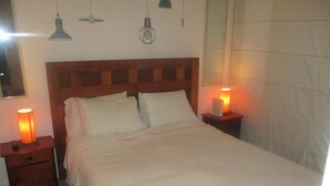 Appartement, 1 slaapkamer, niet-roken | 1 slaapkamer, een bureau, verduisterende gordijnen, gratis wifi