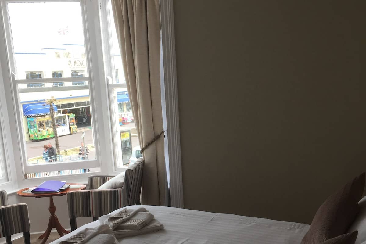 Habitación doble, baño privado (1st Floor) | Wifi gratis
