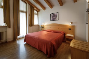 Individually decorated, individually furnished, cots/infant beds