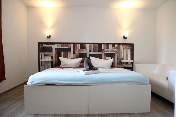 Blackout curtains, free WiFi, bed sheets - Ferienwohnungen Am Schmalzbach (Heinsdorfergrund)