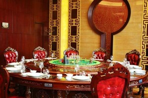 Unclassified image, 2 of 20, button - Tiangui Zhongzhou International Hotel (Neixiang)