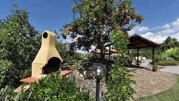 Villa Superior, piscina privata, vista piscina | 8 camere, con stile personalizzato, con arredamento individuale