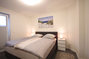 Im Kirschgarten 8 | 2 Schlafzimmer, individuell dekoriert, individuell eingerichtet