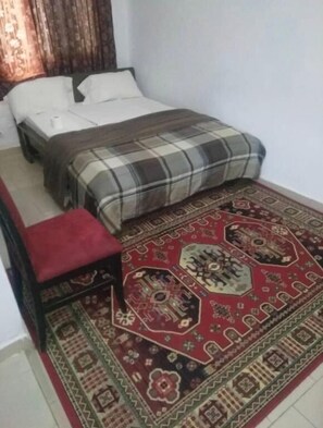 Premium bedding, minibar, desk, blackout drapes - Hotel Residence Vera (Abidjan)