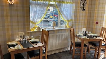 Desayuno inglés incluido todos los días