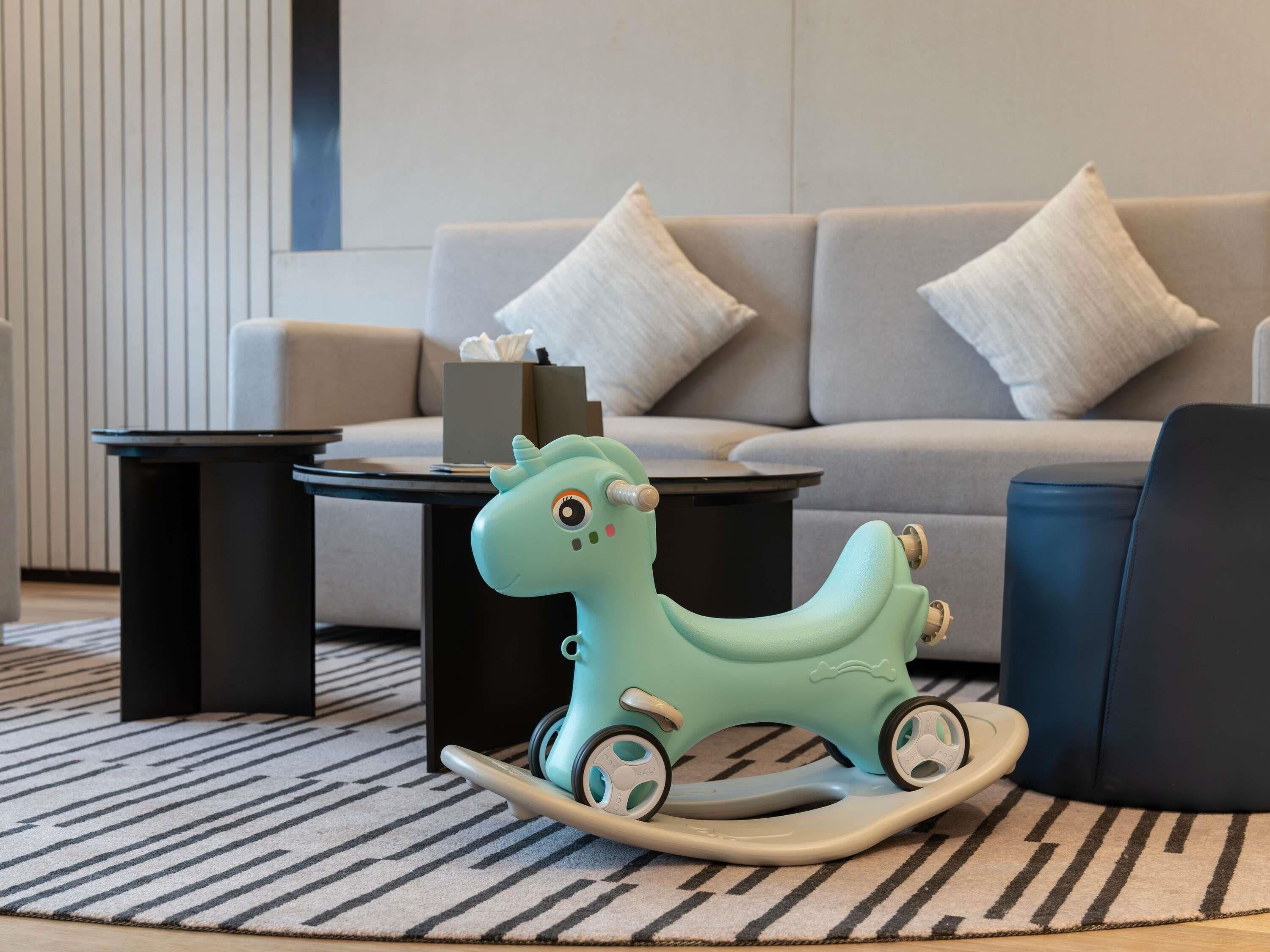 Familien-Suite, Gartenblick (1 King Bed and 1 Single Bed)