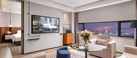 Suite, 1 King-Bett, Gartenblick