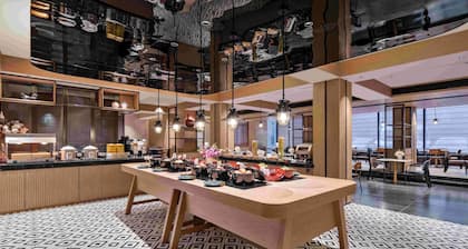 Novotel Nantong Center