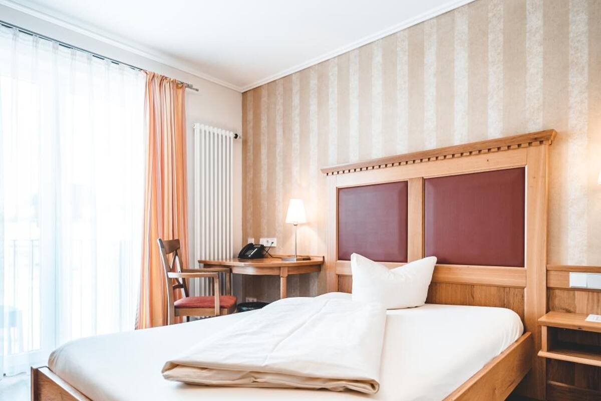 2 bedrooms, minibar, in-room safe, individually decorated