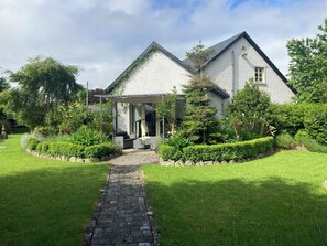 Exterior - Ballybur Lodge (Cuffesgrange)