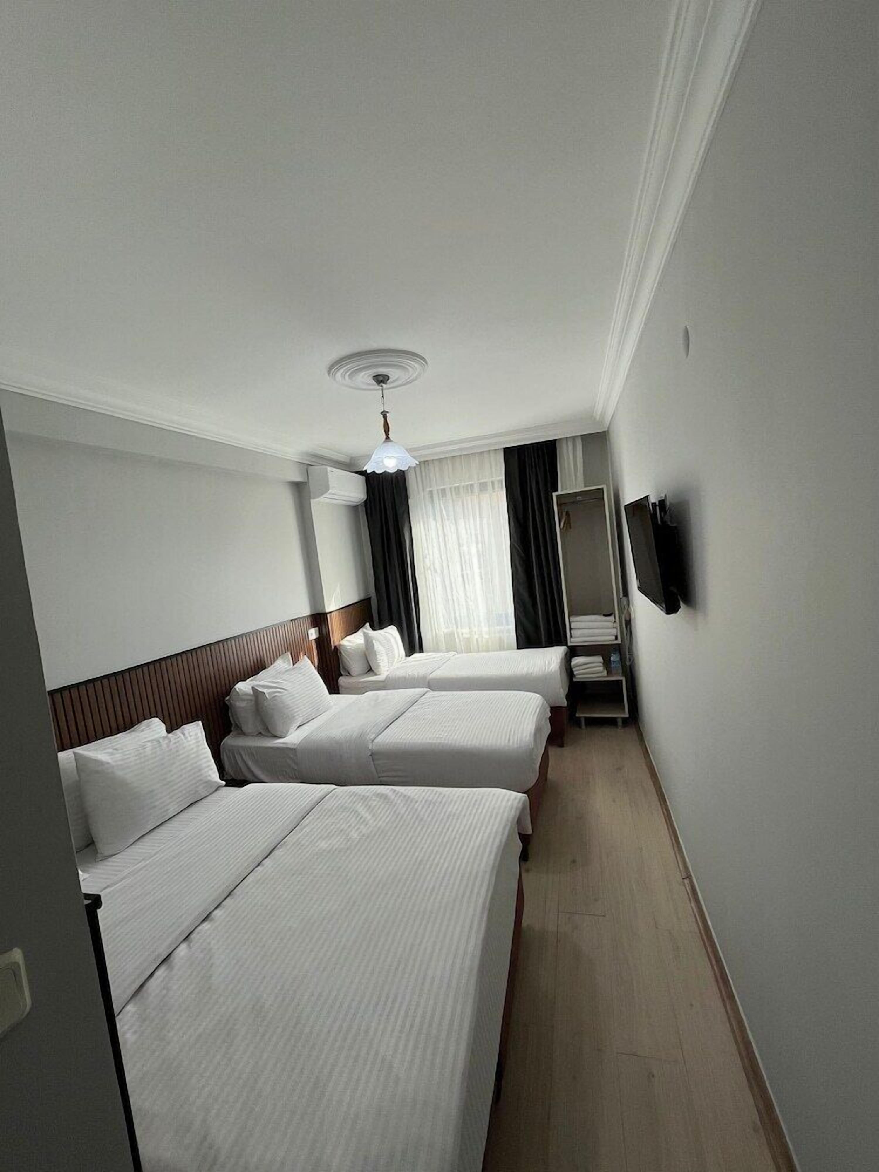 Ropa de cama de alta calidad, sistema de insonorización y wifi gratis 