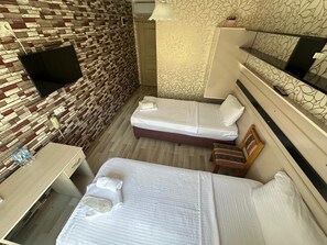 Tvåbäddsrum | Sängtillbehör av högsta kvalitet, ljudisolering och gratis wi-fi