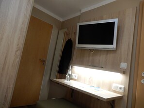 Habitación individual clásica | Centro de negocios en la habitación