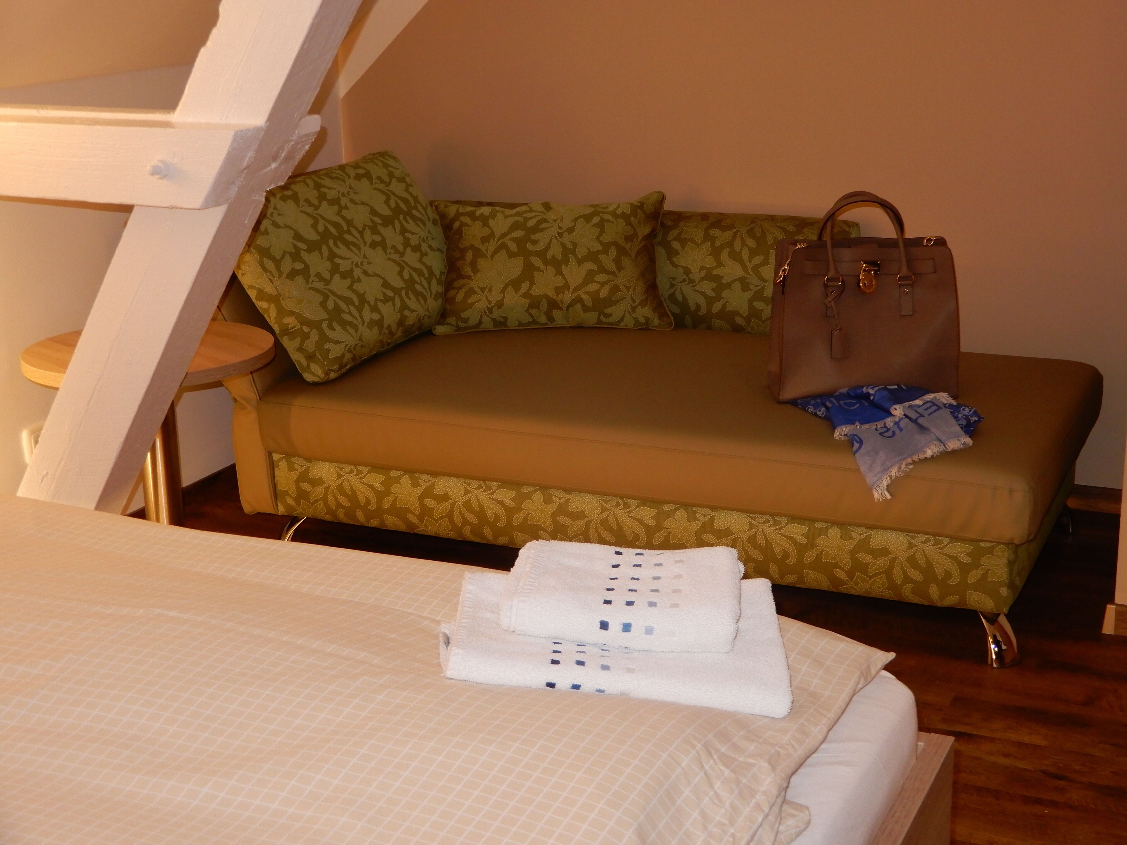 classic triple room | hypo-allergenic bedding, minibar, in-room safe, desk