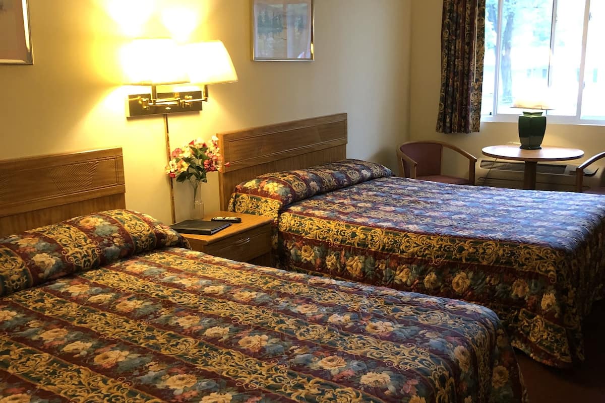 Standard Room, 2 Queen Beds, Non Smoking | 3 bedrooms, iron/ironing board, free WiFi, bed sheets