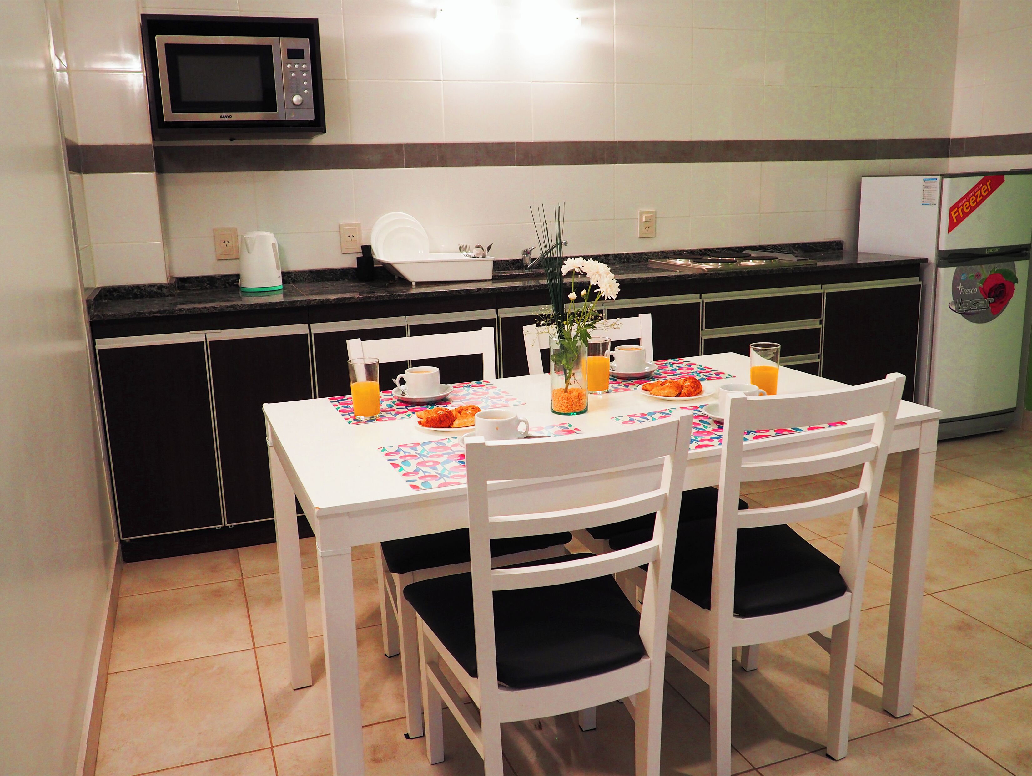 Superior Apartment | Private kitchen | Fridge, microwave, stovetop, electric kettle
