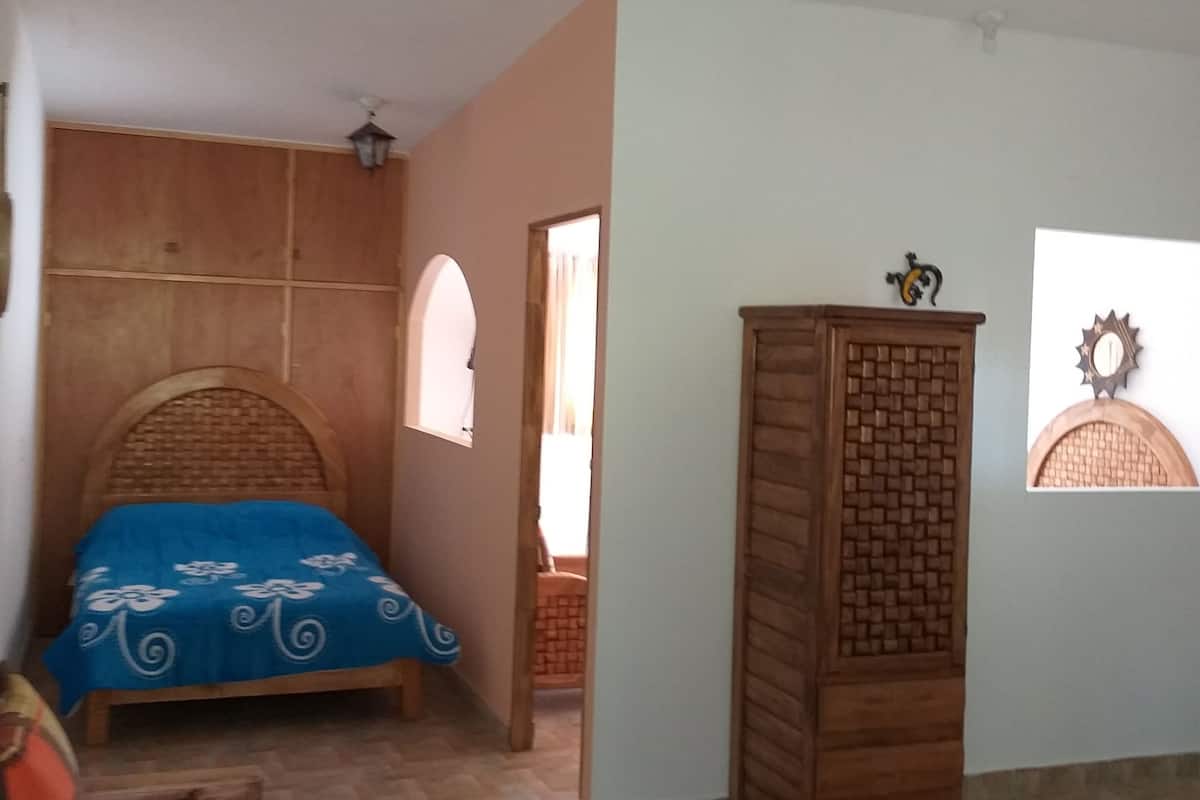 Family Studio Suite, 2 Queen Beds | 2 bedrooms, individually decorated, individually furnished