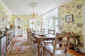 Dining room - The Gables of Rhinebeck Inn (Rhinebeck)