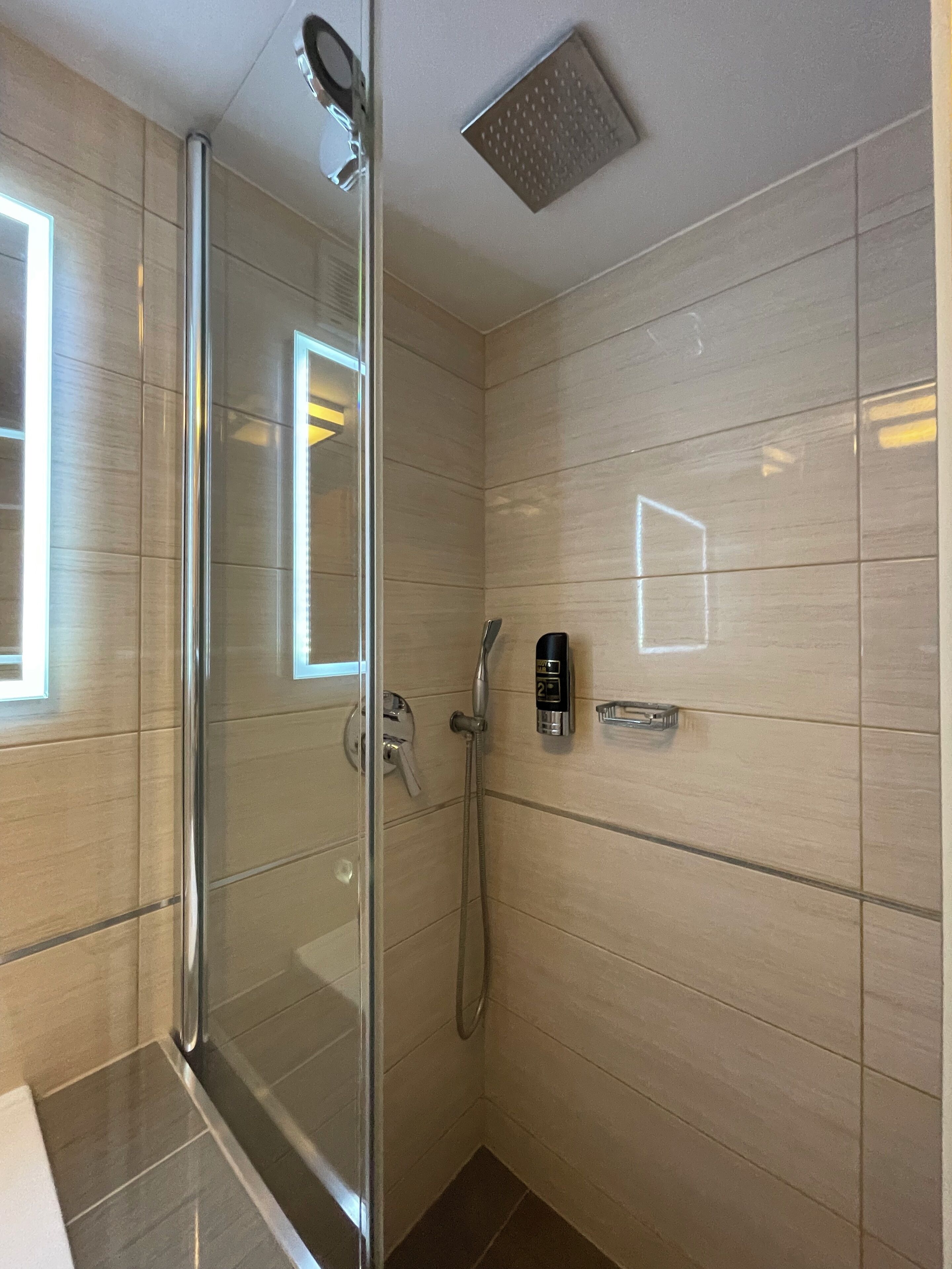 Classic Double Room | Desk, free WiFi