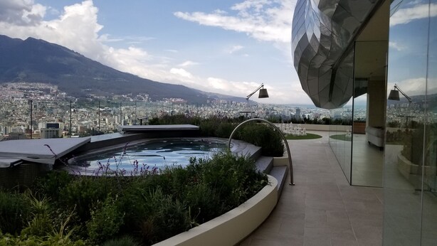 室外 SPA 浴池