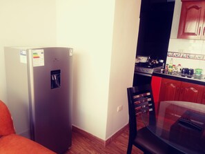 Apartamento standard, 1 quarto, cozinha, vista para o parque | Minirrefrigerador