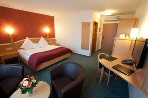 Unclassified image, 3 of 26, button - Hotel Merkur (Ramstein-Miesenbach)