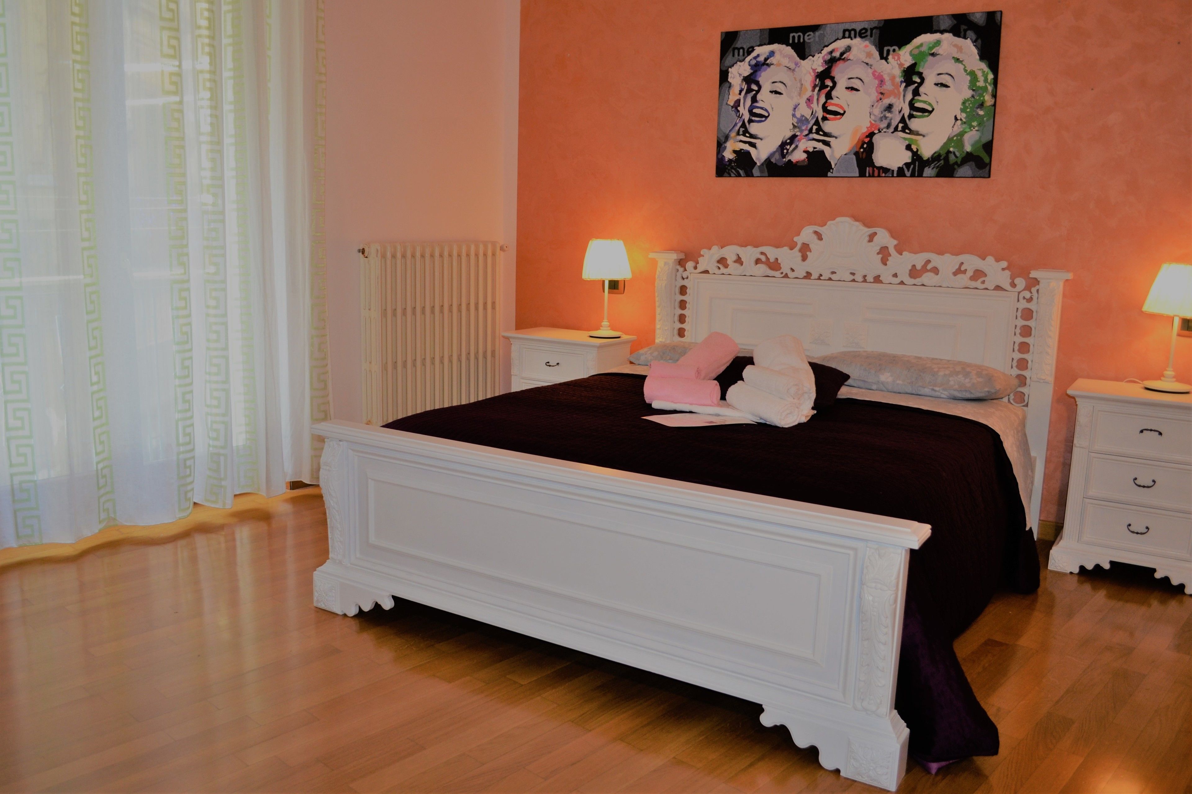 3 chambres, literie hypoallergénique, bureau, rideaux occultants