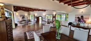 Lobby - PINK FLAMINGO BOUTIQUE HOTEL (Moshi)