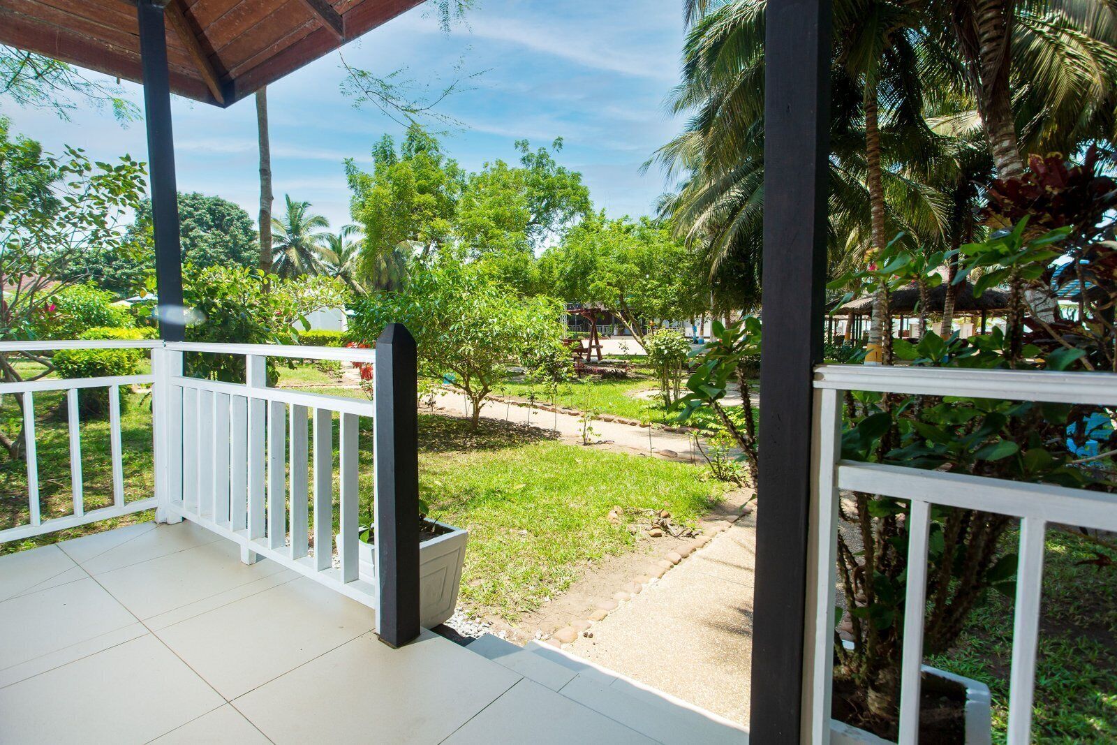 Royal Room, Balcony, Ocean View | Premium bedding, desk, laptop workspace, blackout curtains