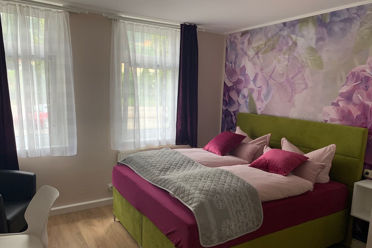 Standard Double Room | Individually decorated, individually furnished, desk, cribs/infant beds