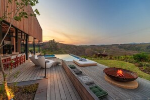 Exterior - The One (Knysna)
