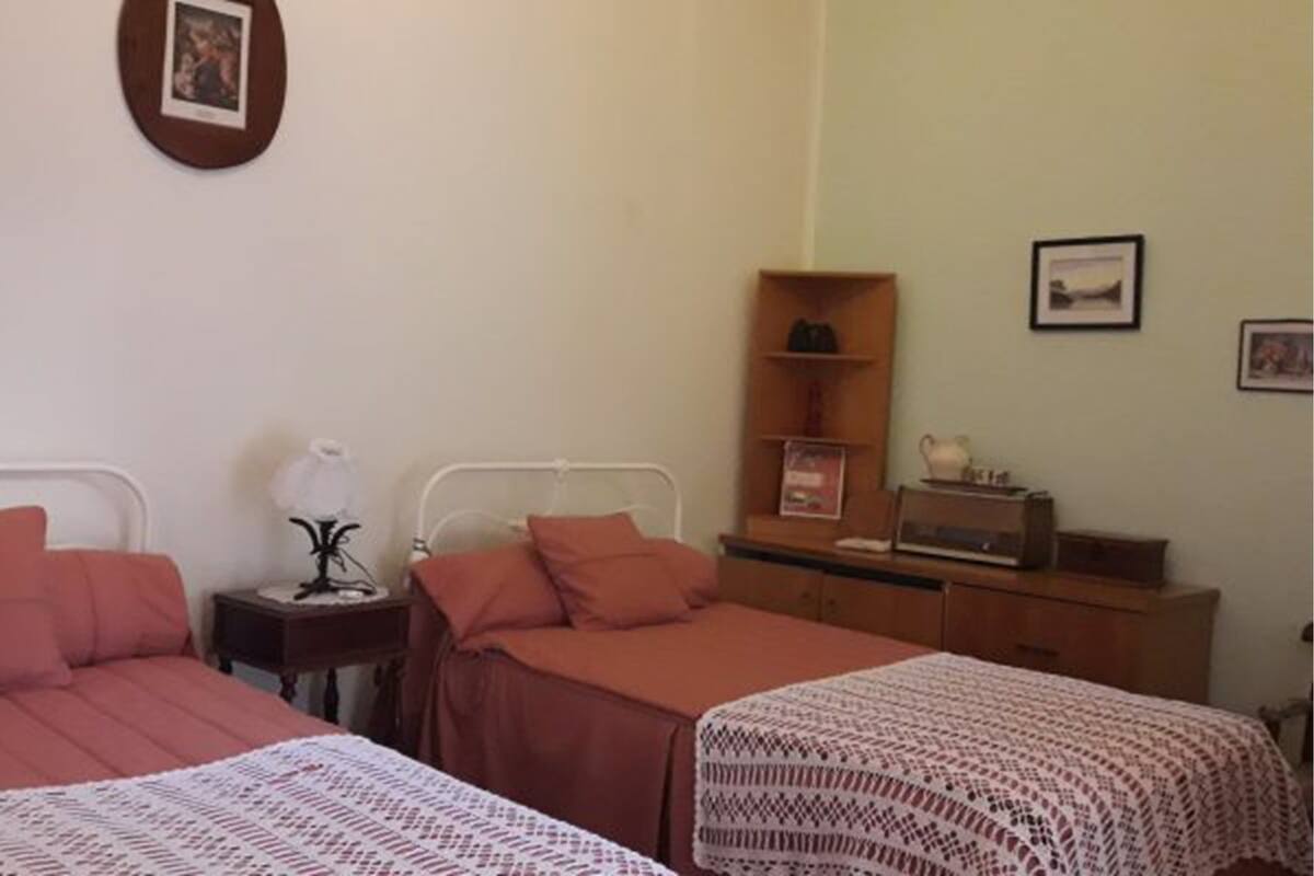Double Room, 2 Large Single Beds