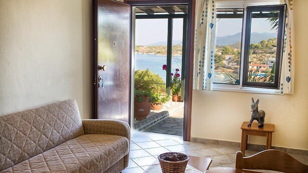 Apartment, Multiple Beds, Non Smoking | Living room - Dasea Houses (Sithonia)