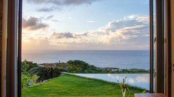 Superior Room (Teenu) | Beach/ocean view