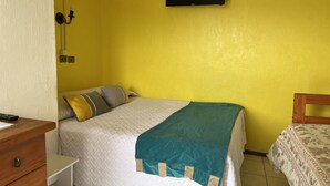 Unclassified image, 5 of 5, button - Hostal Avenue (La Serena)