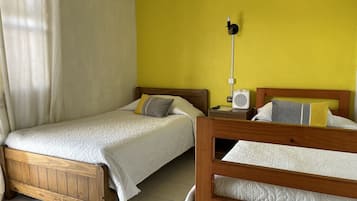 Basic Room, 2 Single Beds, Non Smoking | 1 bedroom, iron/ironing board, free WiFi, bed sheets