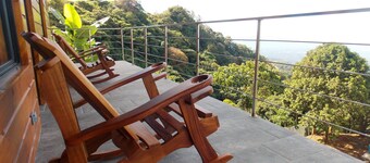 HelveTico Chalets & Reserve