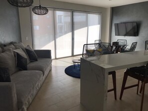 LED TV - Departamento en Playa del Carmen. (Playa del Carmen)