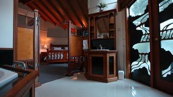 Superior Villa | Bathroom