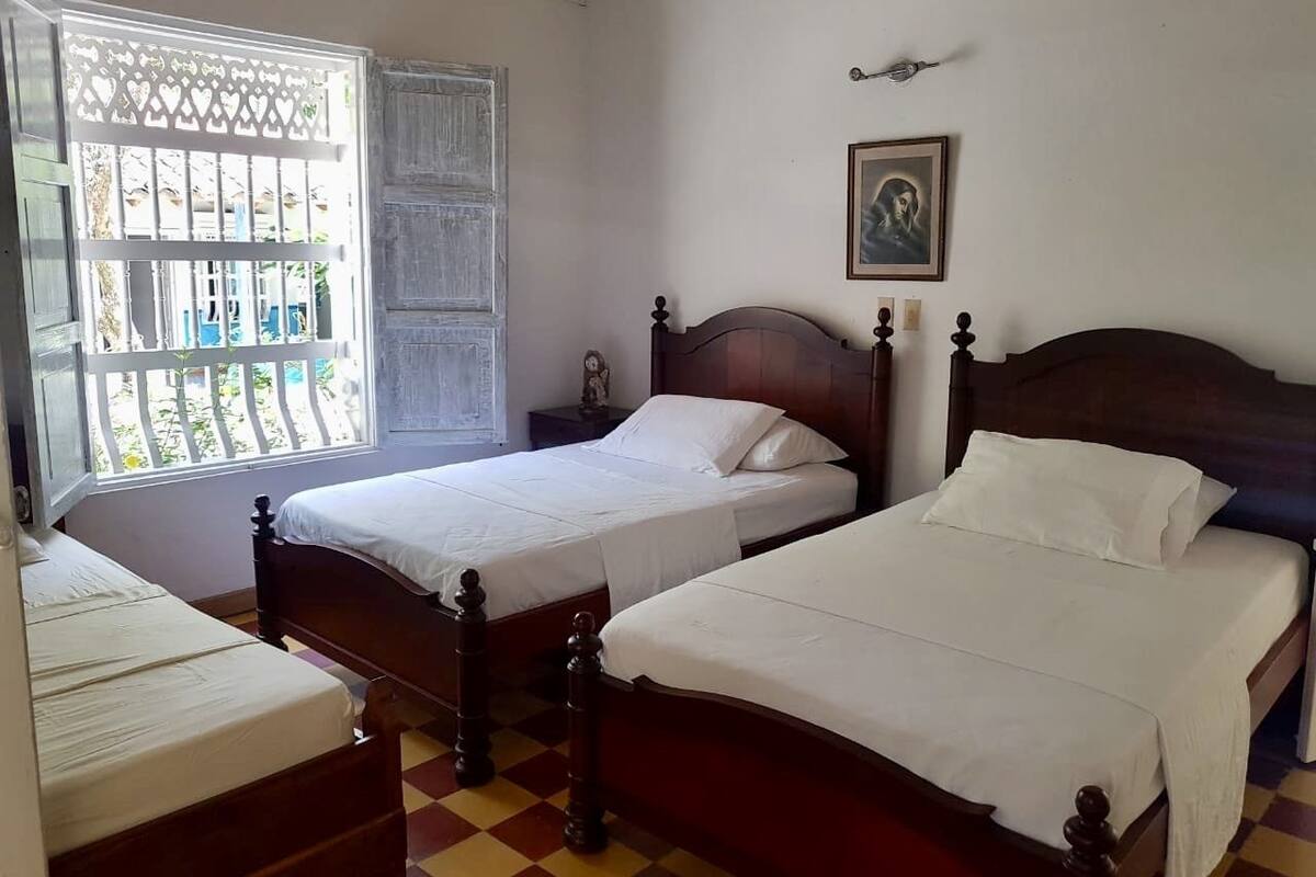 Free WiFi, bed sheets