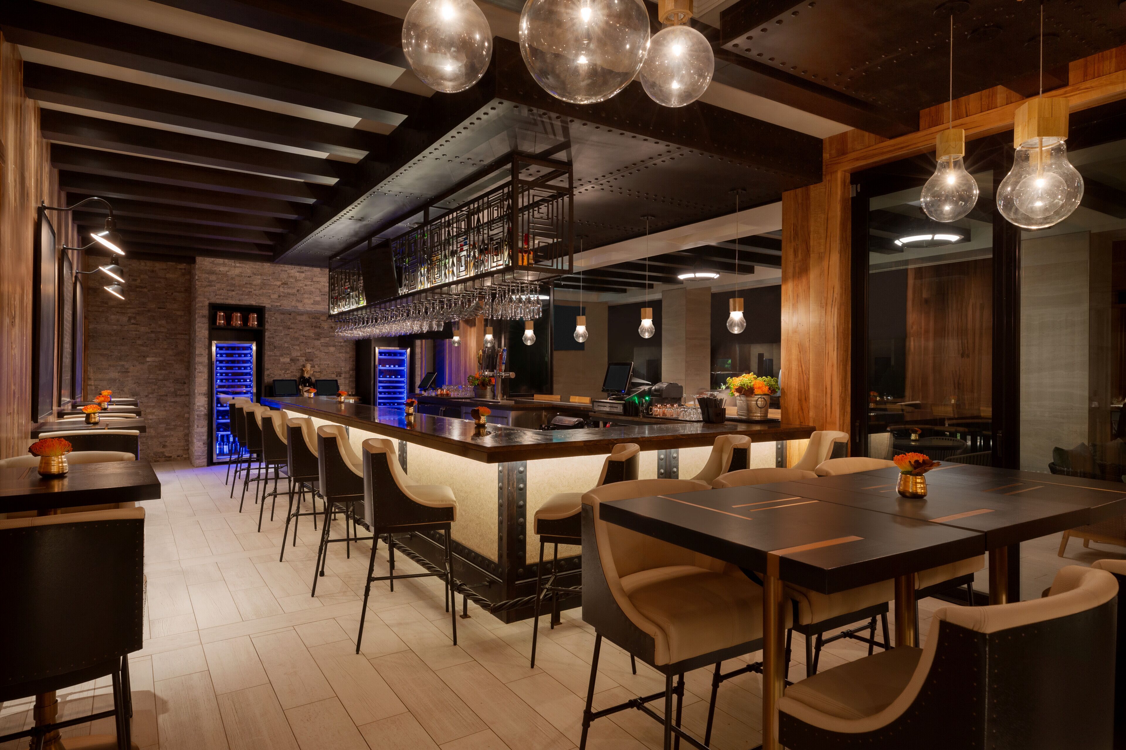 breakfast, lunch and dinner served