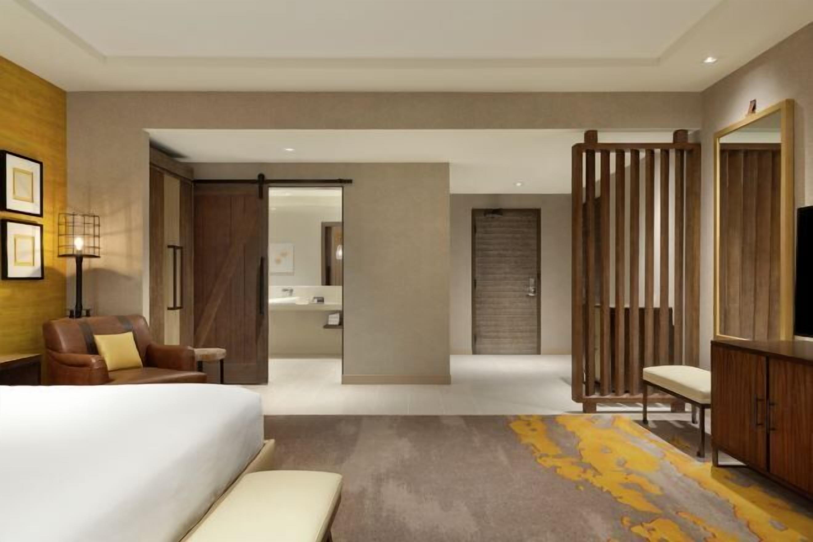 In-room safe, desk, laptop workspace, blackout curtains